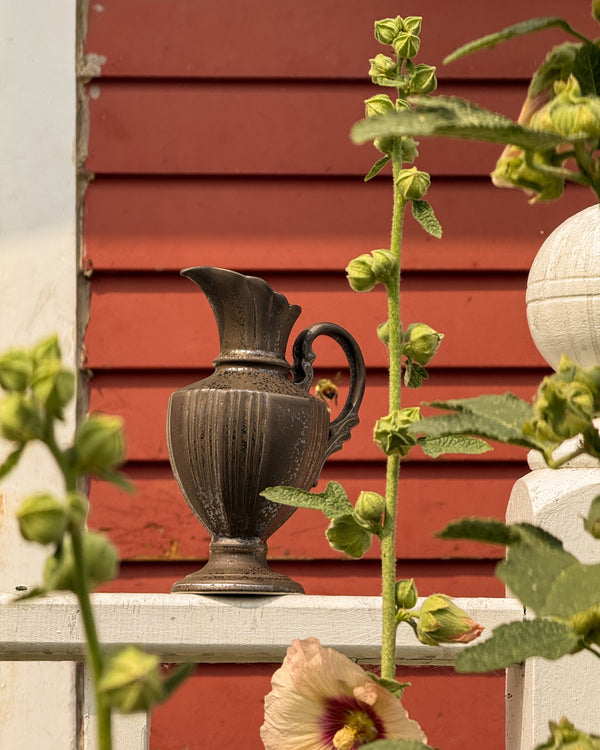 Gracieux Decorative Pitcher
