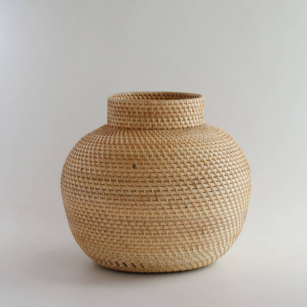 Handwoven Seagrass Vase-small