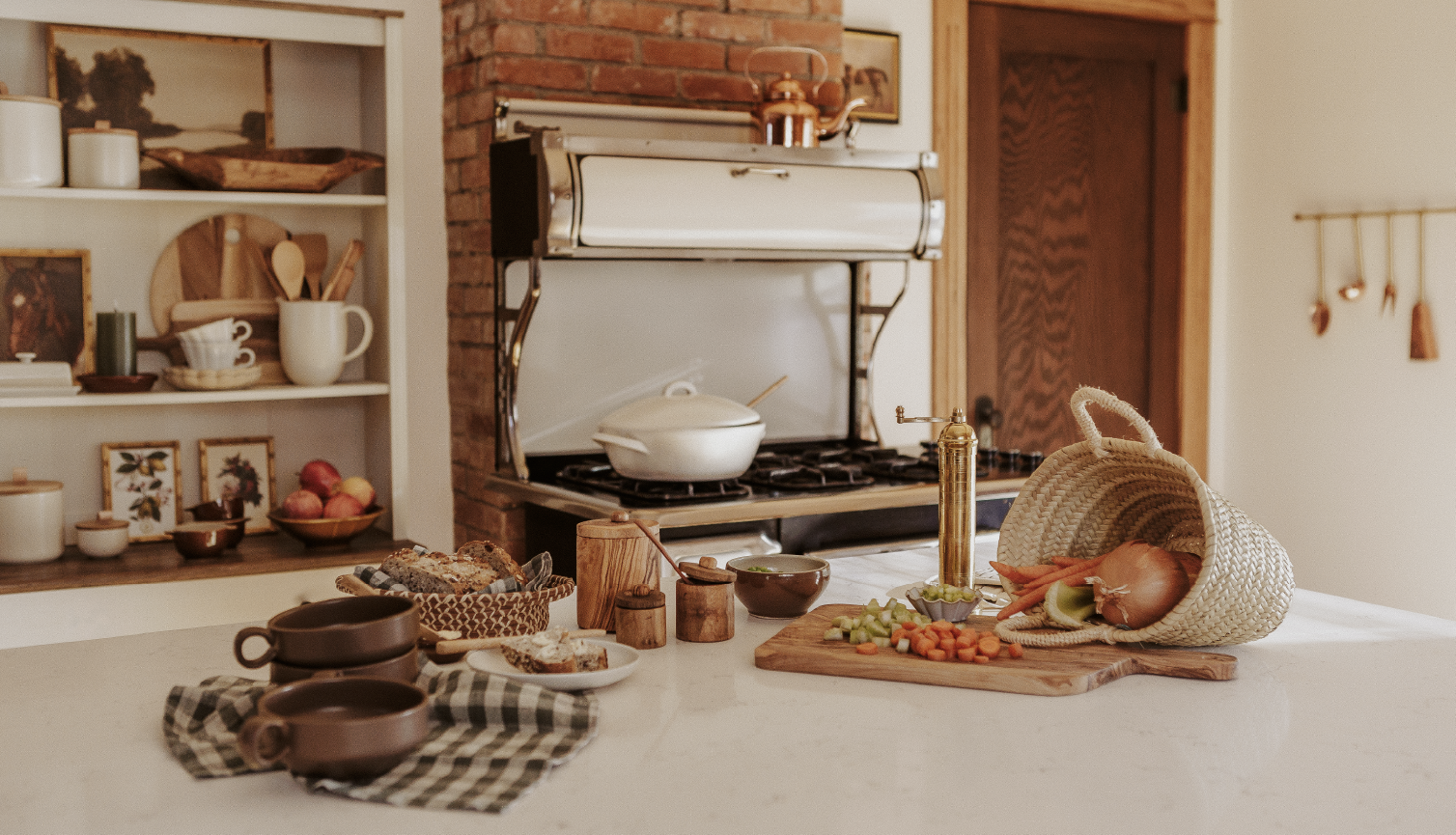 THE MIDWINTER KITCHEN