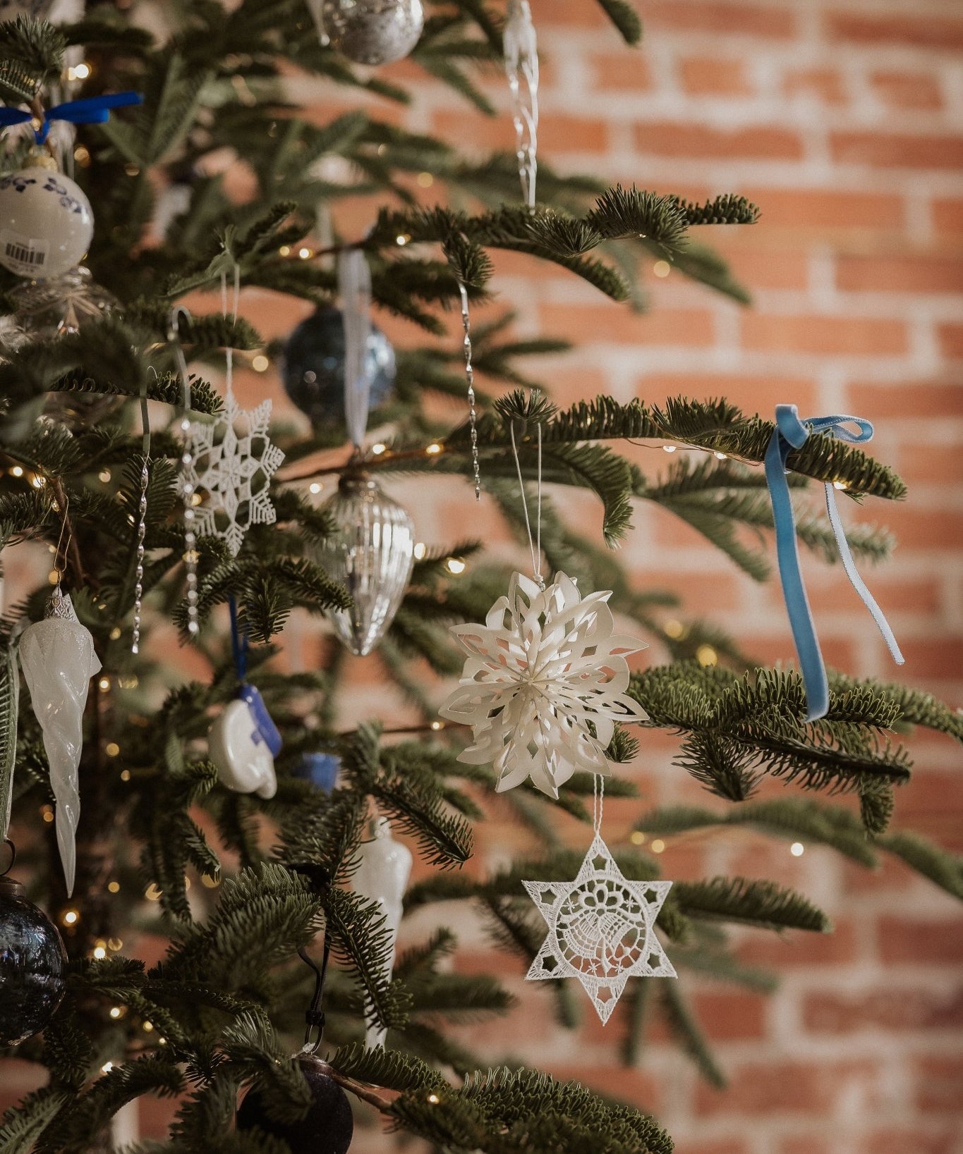 Complementary Glass Ornament ✨ - Faire Living