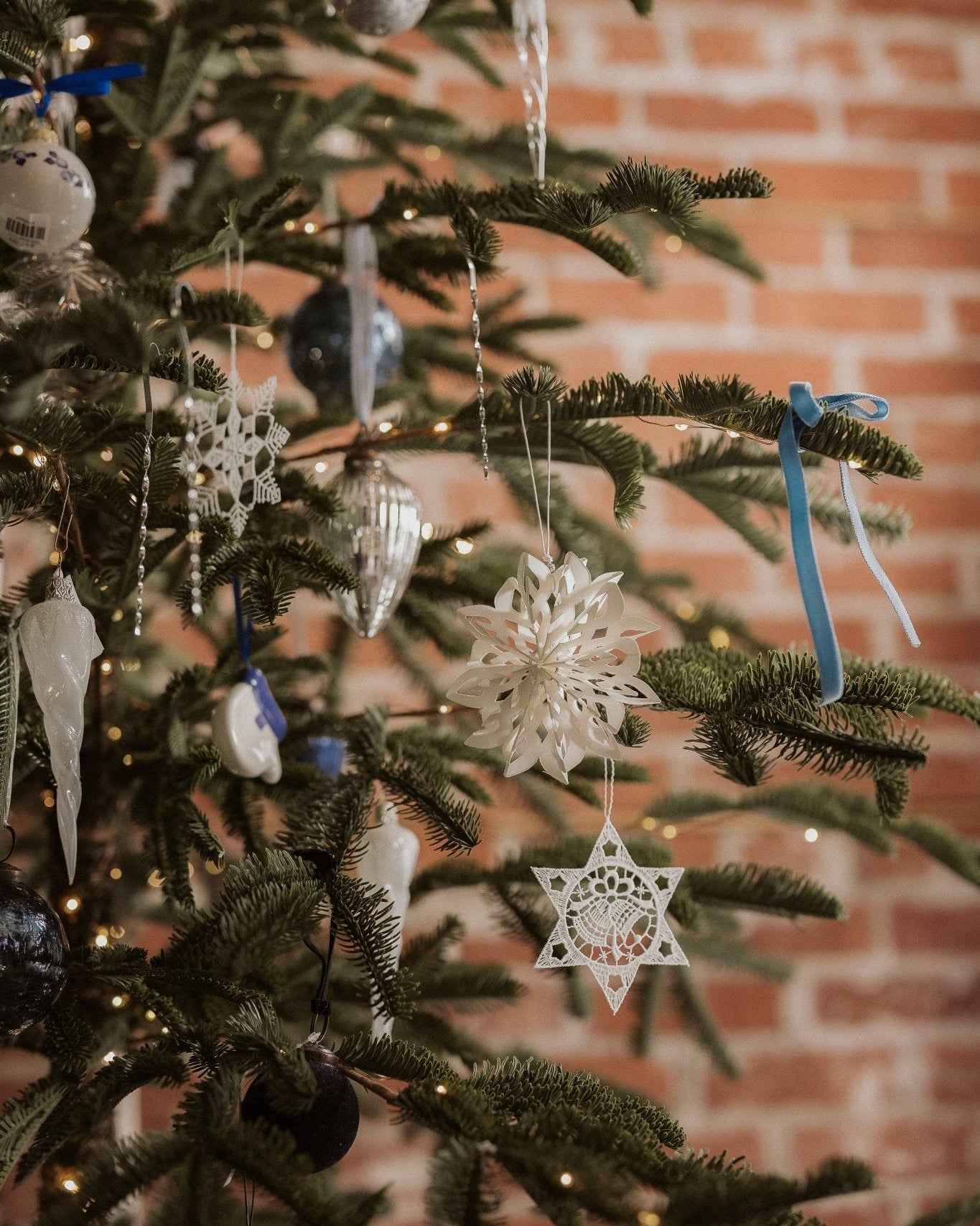 Complementary Glass Ornament ✨ - Faire Living
