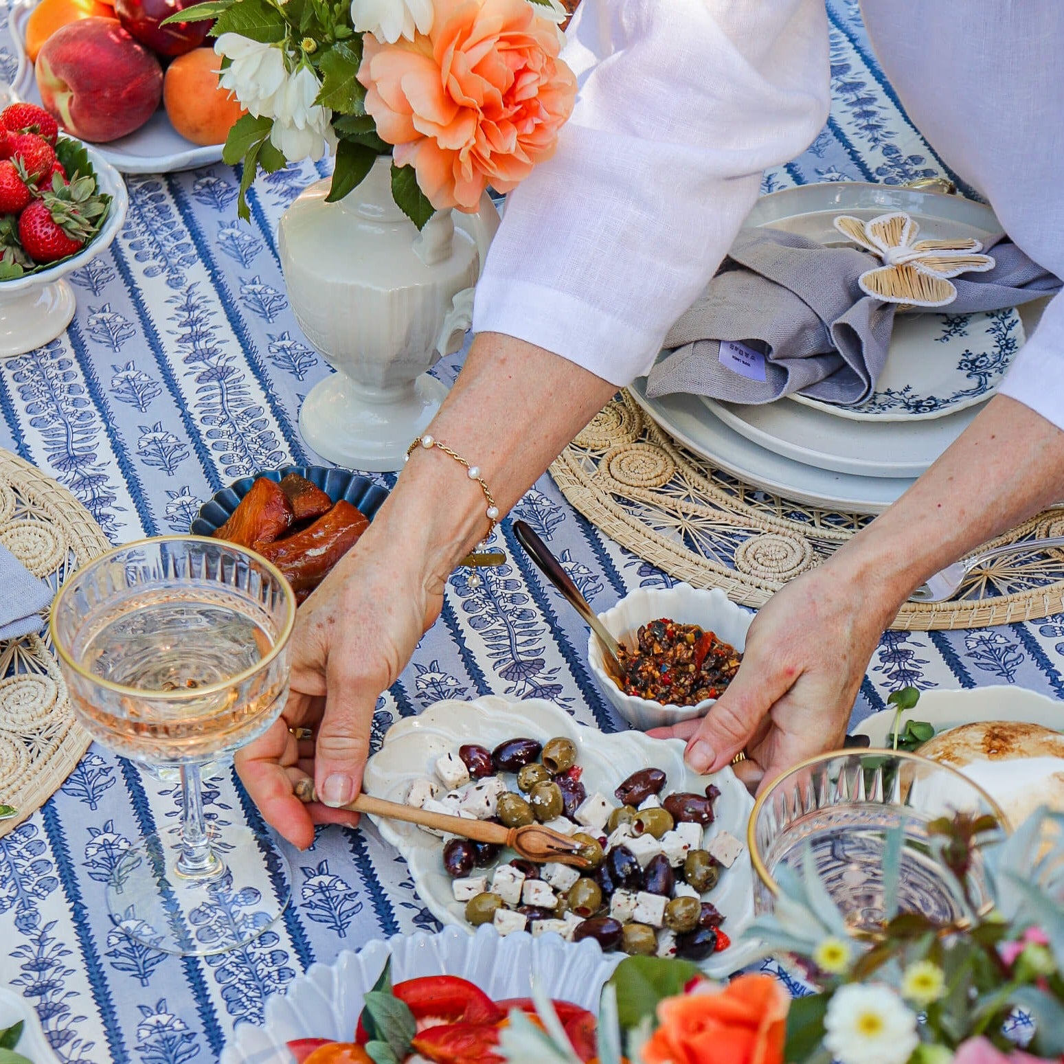 White Dandelion Porcelain Snack Bowl - Faire Living