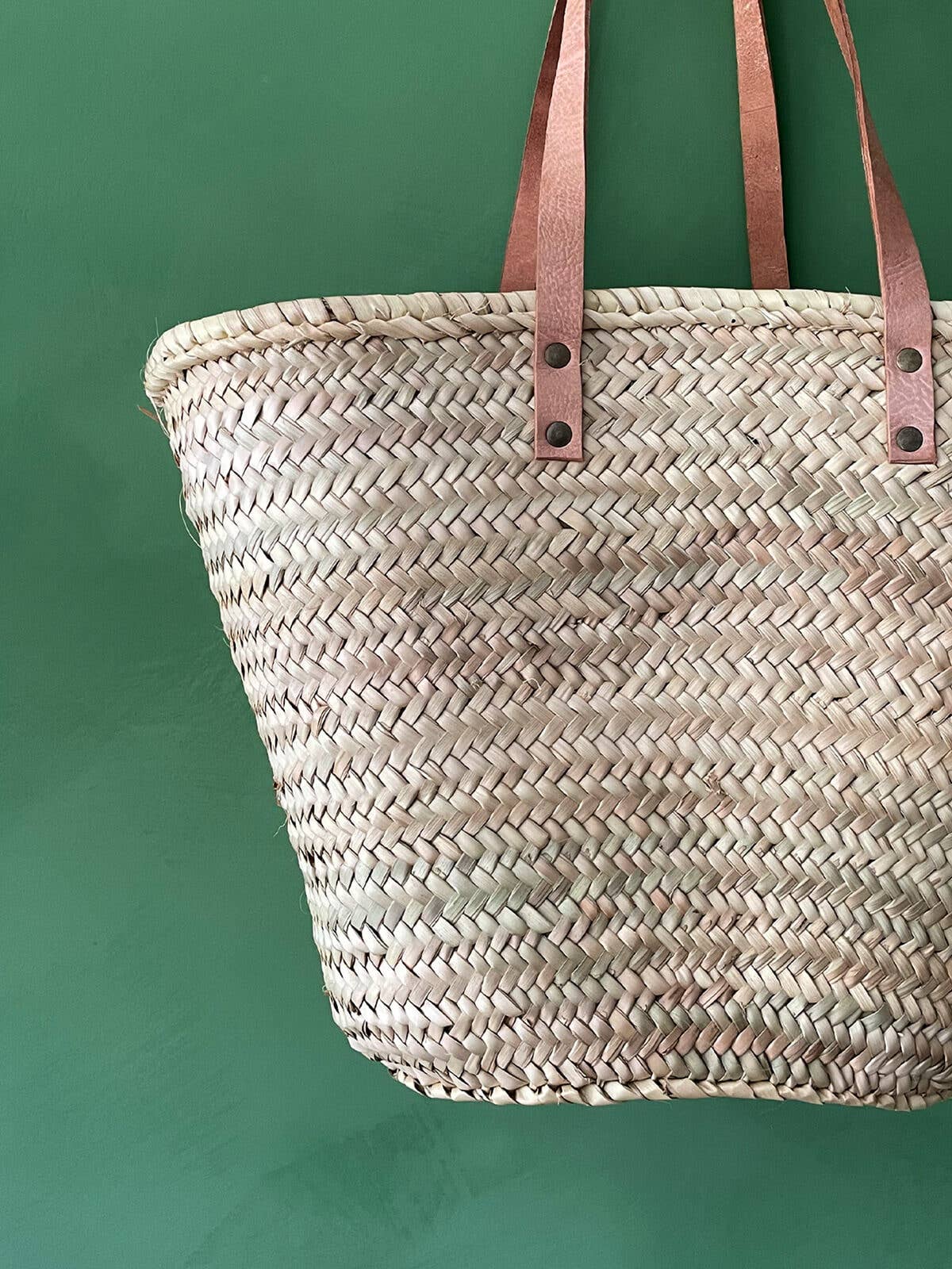 Natural Long Handled French Basket - Faire Living