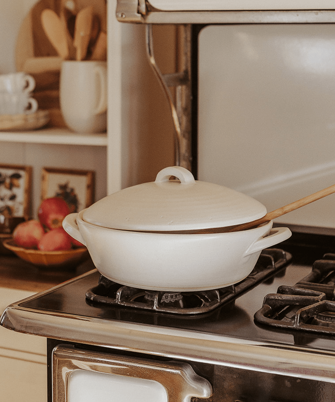 Daube Japanese Stoneware Hot Pot - Faire Living