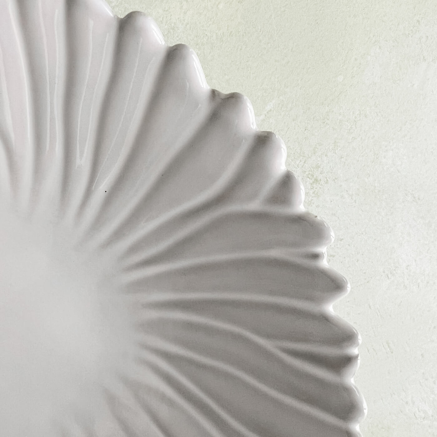 Girasole Grey Floral Serving Bowl - Faire Living