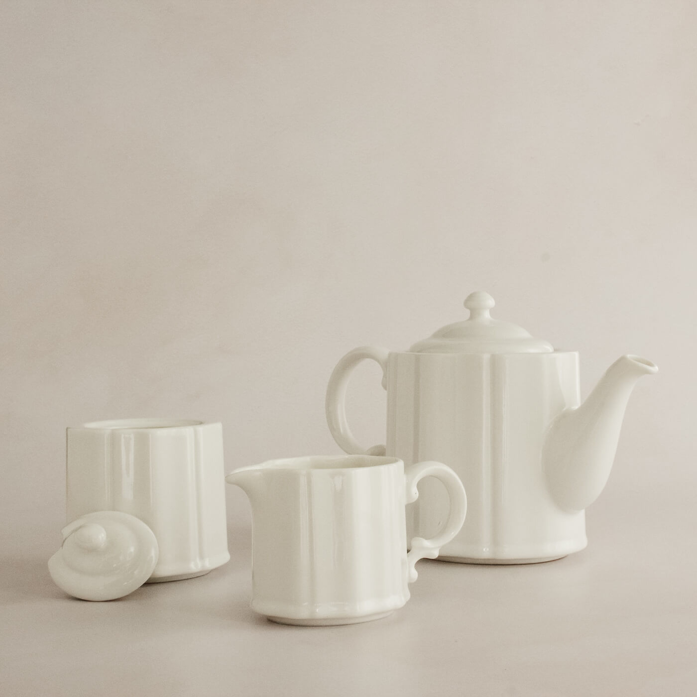 White Pungency Cream and Sugar Set by Marumitsu Pottery of Japan